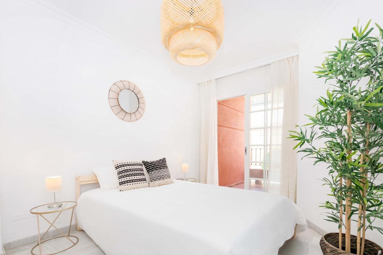 Appartement Bhost - La Maestranza à Málaga Extérieur photo